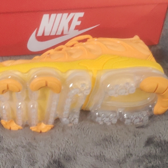 Vapormax plus Offers? - Picture 2 of 7